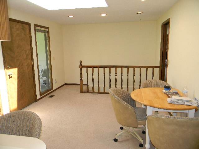 6102 W Ridgecrest Dr - Photo 2