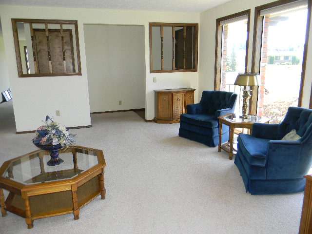 6102 W Ridgecrest Dr - Photo 3