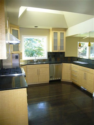 1316 E 27th Ave - Photo 3
