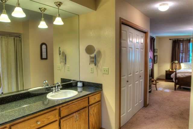 7908 N Aubrey L White Pkwy - Photo 5