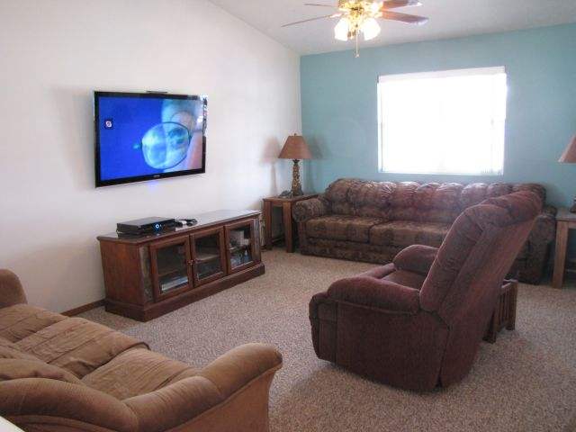 1381 Lenora Drive - Photo 4