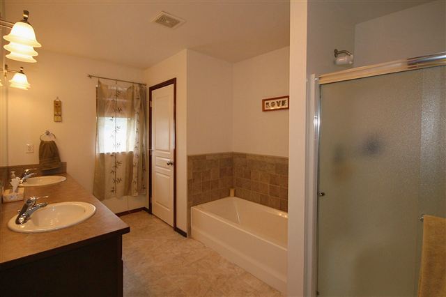 11510 E 41st Ave - Photo 8