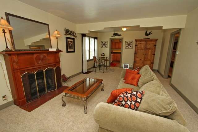 2216 W Sharp Ave - Photo 3