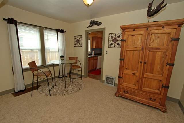2216 W Sharp Ave - Photo 4