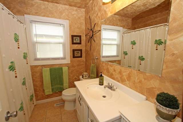 2216 W Sharp Ave - Photo 7