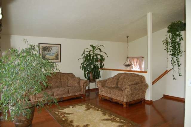 7315 N Hogan Ct - Photo 2