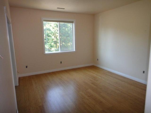 911 W Bolan Ave - Photo 8
