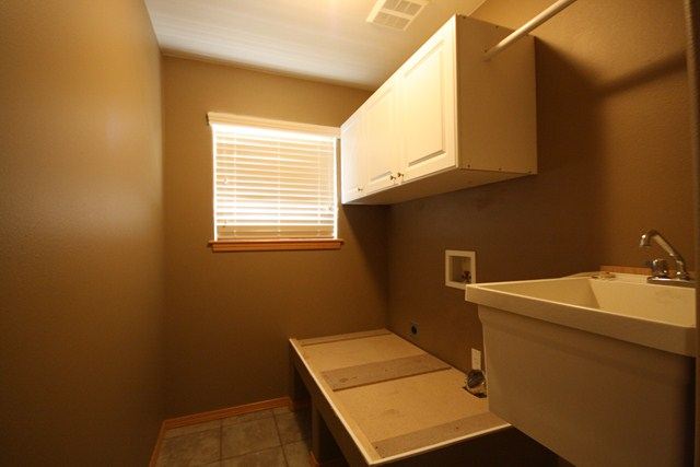 1476 N Oakland - Photo 8