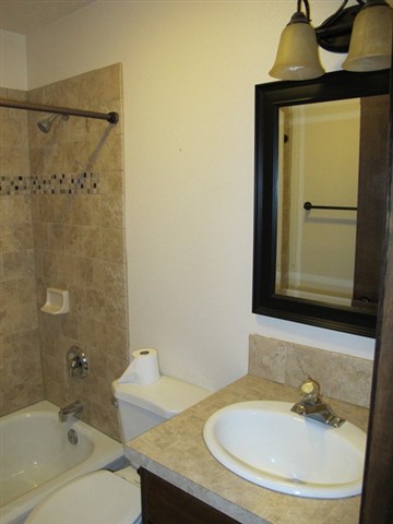 907 E Rowan Ave - Photo 8