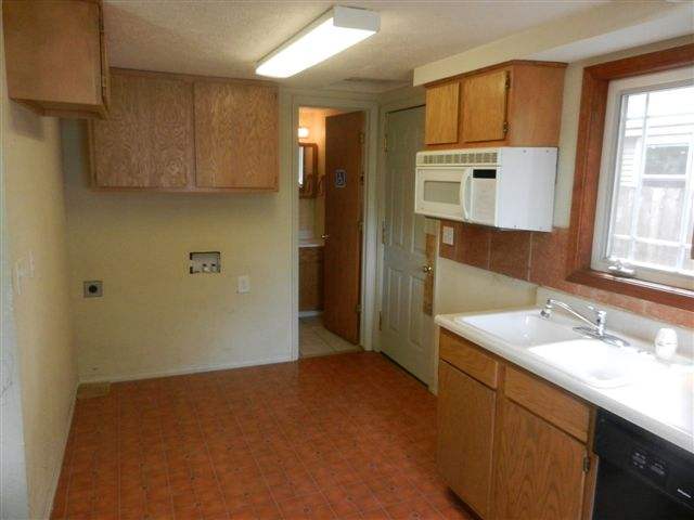 4414 N Walnut St - Photo 3