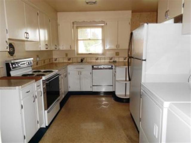 120 W 39th Ave - Photo 4