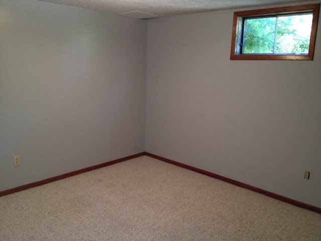 5565 N Greenwood Blvd - Photo 7
