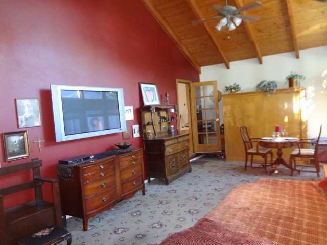 818 E 31st - Photo 6