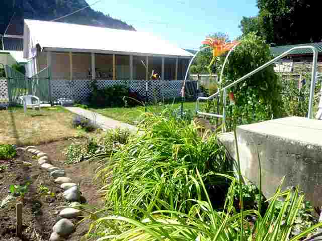 503 Summit Ave - Photo 6