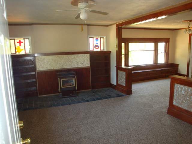 1923 W Carlisle Ave - Photo 2