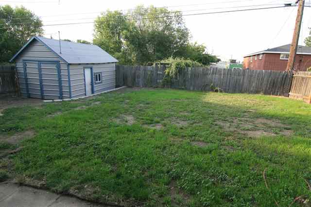 909 E PRINCETON Ave - Photo 9