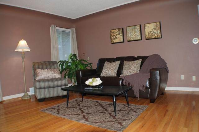 2336 E Girard Pl - Photo 3