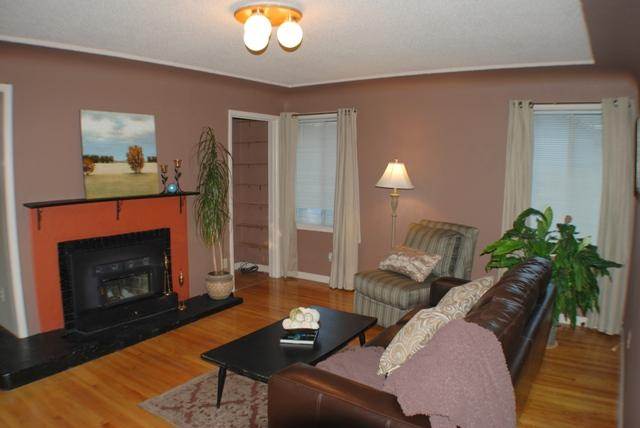 2336 E Girard Pl - Photo 5