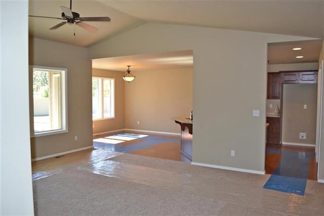 2622 E 33rd Ave - Photo 9