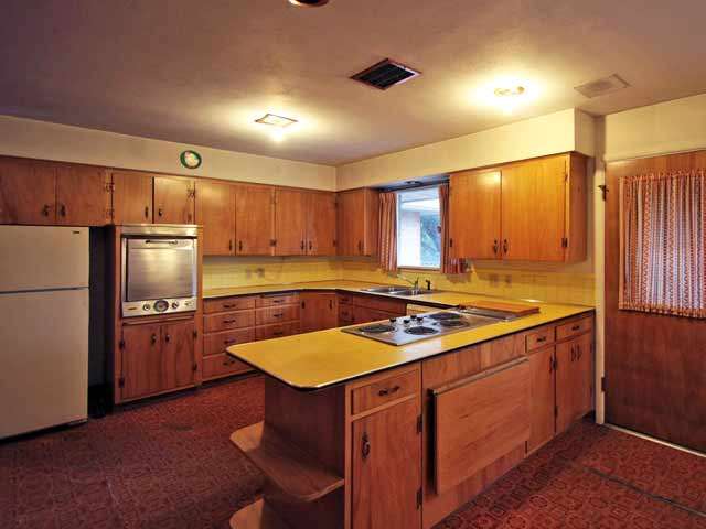 8723 E Boone Ave - Photo 3