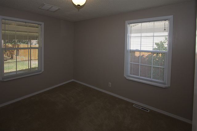 6211 N "A" St - Photo 5