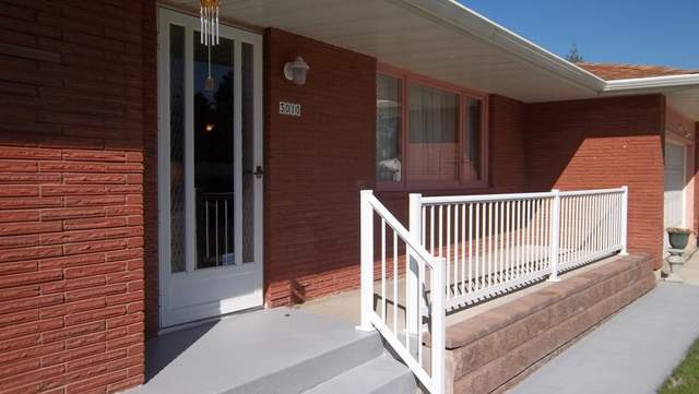 3010 W BEACON - Photo 1
