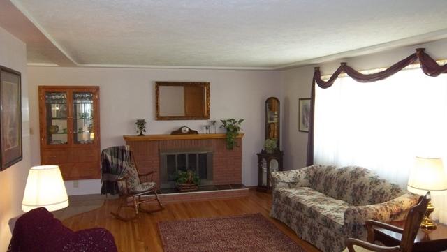 3010 W BEACON - Photo 3