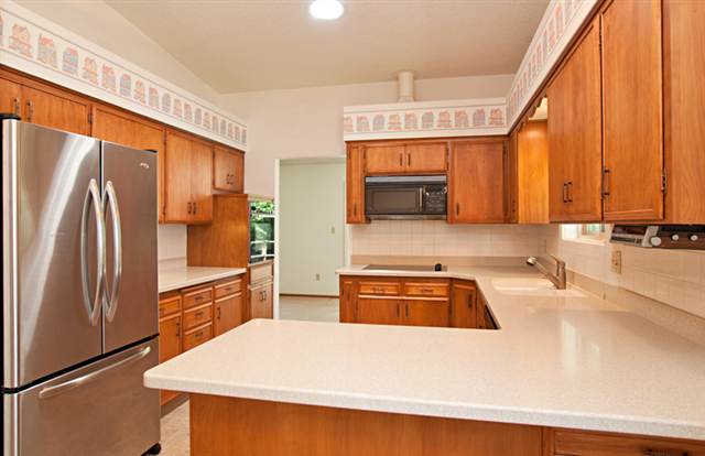 1829 E 38th Ave - Photo 3