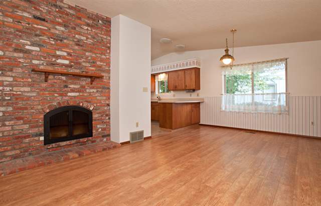 1829 E 38th Ave - Photo 4