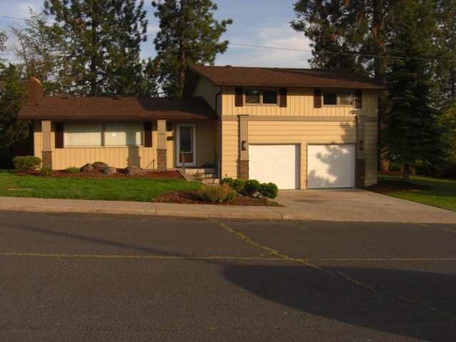 6504 N Elmhurst - Photo 1
