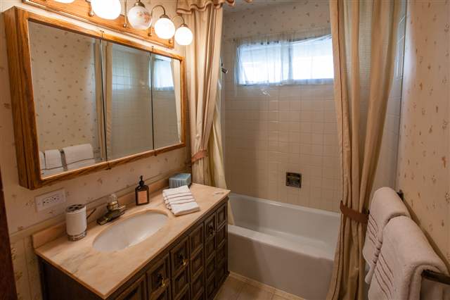 4129 S Laura - Photo 6