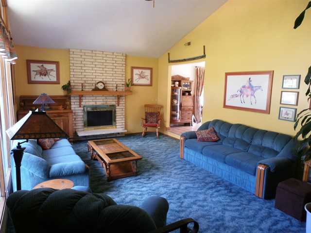 1522 E Center Rd - Photo 3