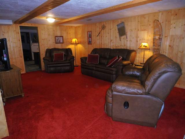 1522 E Center Rd - Photo 7