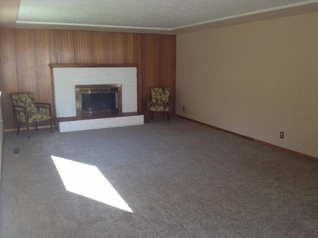 3917 E 12th - Photo 2