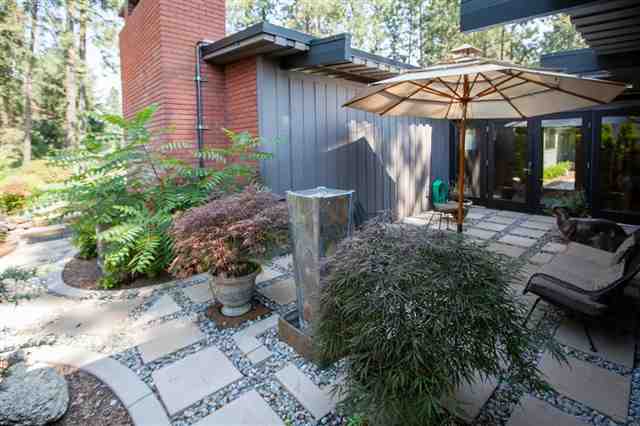 1207 E 54th - Photo 8