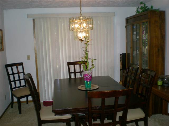 8604 N Valerie St - Photo 3