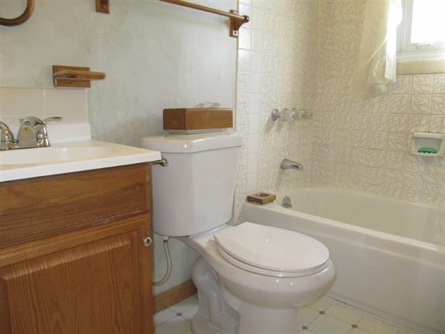 3017 E Hartson Ave - Photo 6