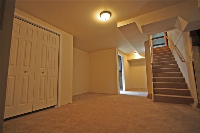 2909 N Willow Rd - Photo 3