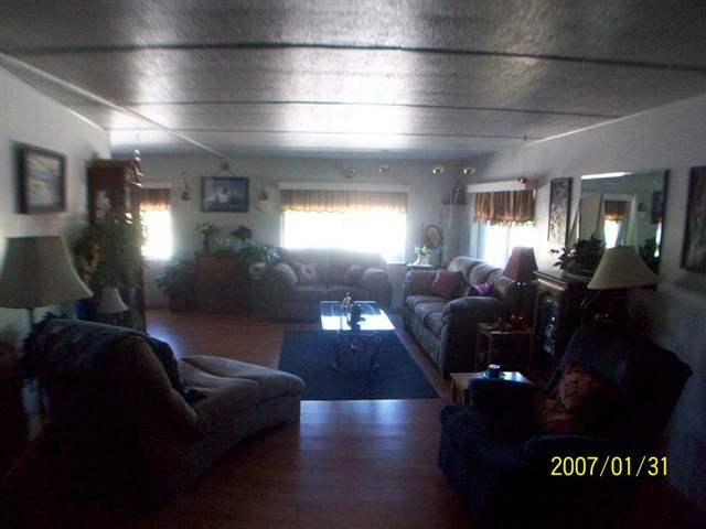19204 E Montgomery Dr - Photo 5