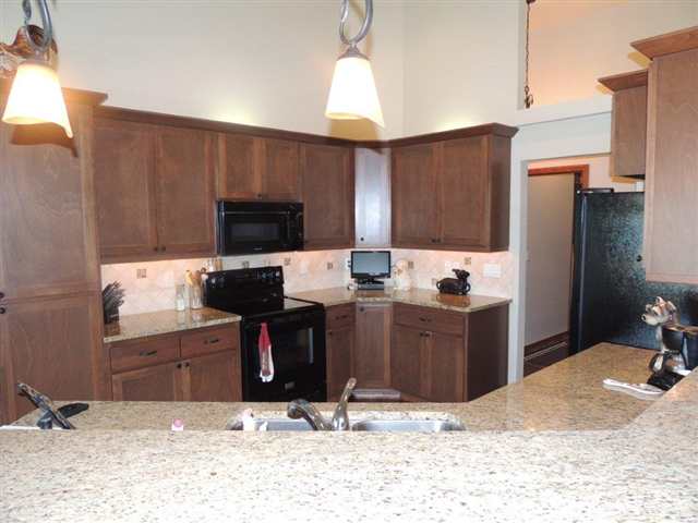 2021 S Selkirk Dr - Photo 4