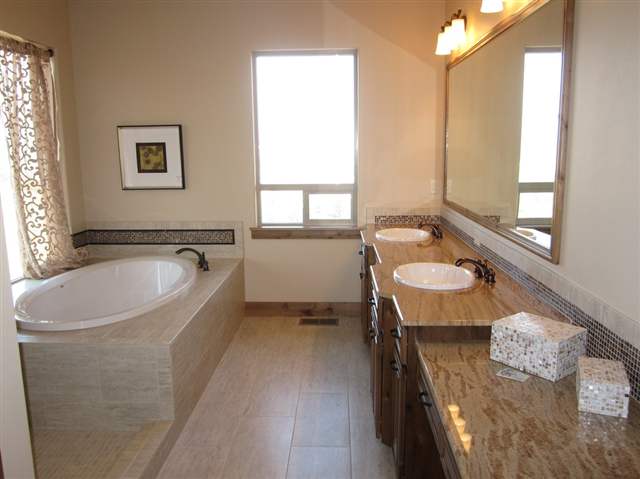 601 N Holiday Hills Dr - Photo 4