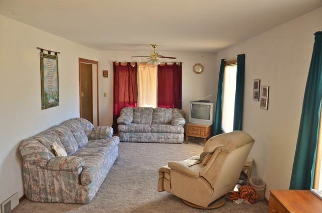 5507 N Regal St - Photo 3