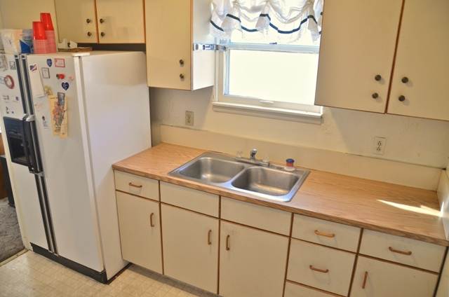 5507 N Regal St - Photo 4