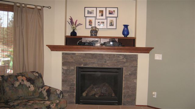 320 N Helstrom - Photo 3