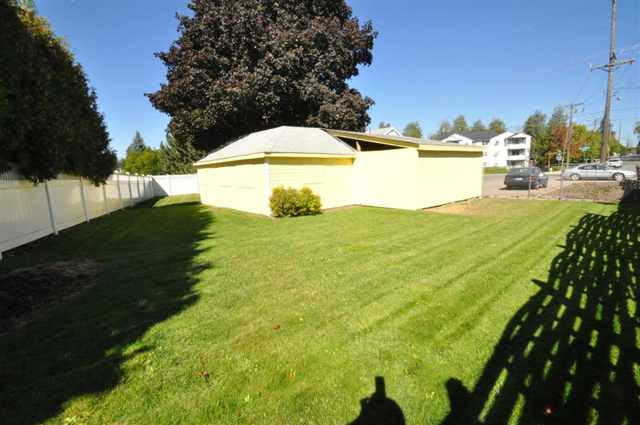 12624 E Broadway Ave - Photo 9
