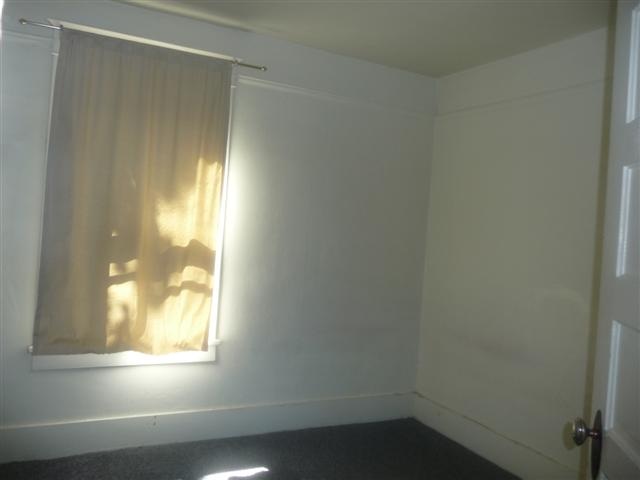 923 2nd St - Photo 4