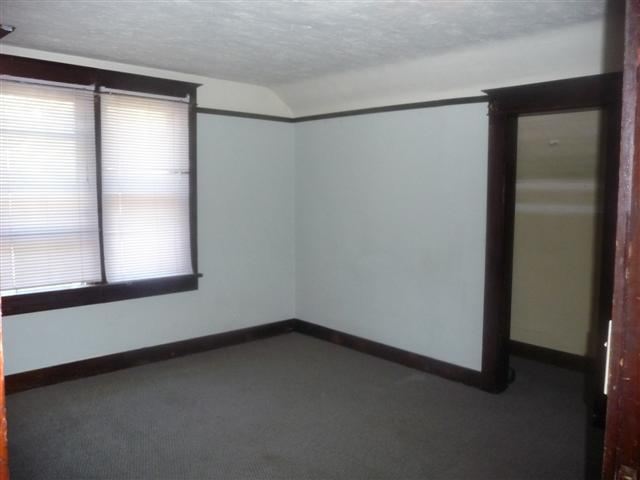 923 2nd St - Photo 7