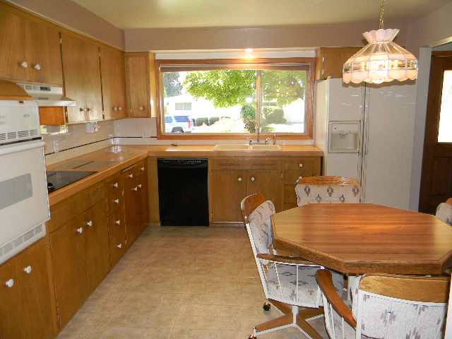 6732 N Drumheller - Photo 2
