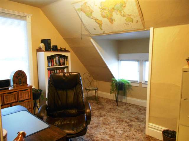 406 E 9th Ave - Photo 7