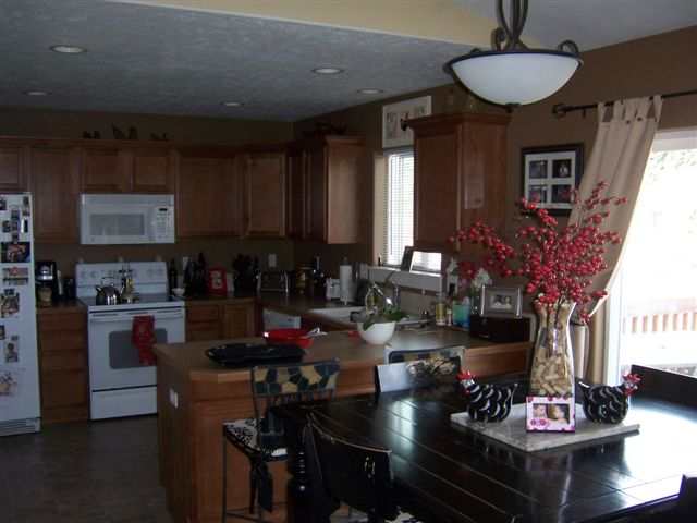 7810 N Ash Ln - Photo 3